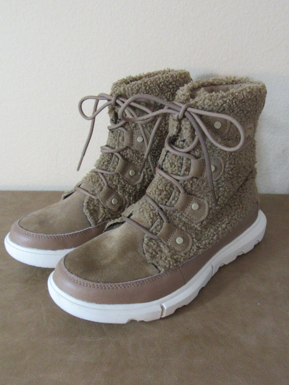 Sorel Women's Explorer II Joan Cozy Boots Size 8.5 - Delta/Fawn NL4455-257